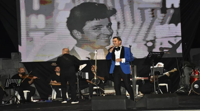 Zeki Müren vefatının 27. yılında Bodrum