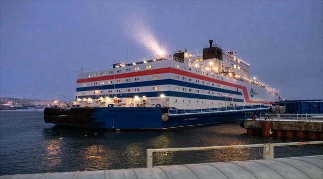 Rosatom, dünyanın tek yüzer nükleer güç santrali Akademik Lomonosov