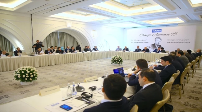 Kırgız yazar Aytmatov, doğumunun 95. yılında Bakü