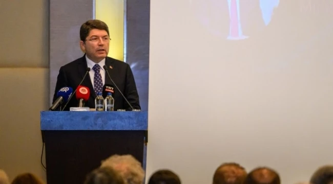 Adalet Bakanı: 9