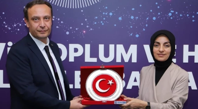 Kamu Birliği Konfederasyonundan AK Partiye ziyaret