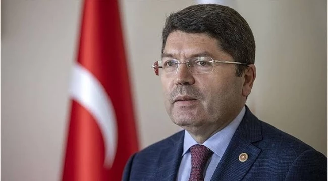 Adalet Bakanı ‘2 Suriyeli Bakanlıkta işe alındı’ iddiasının gerçek olmadığını açıkladı
