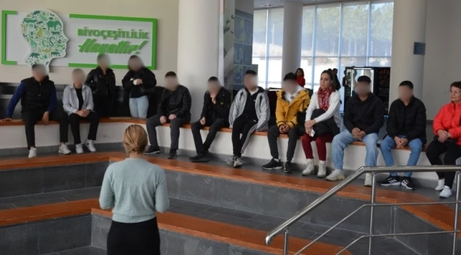 DS Hükümlüleri müzeye götürüldü