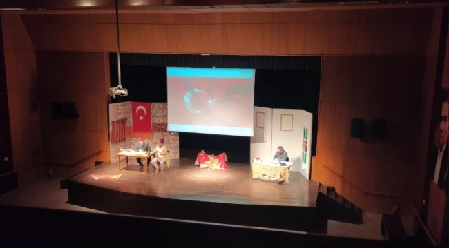 Yükümlüler Mehmet Akif Ersoy’u Anlatan Tiyatroda Buluştu
