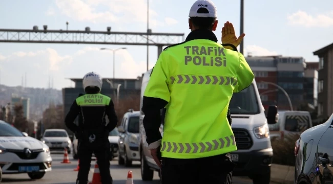 Adalet Bakanı: Trafik tartışmalarında arabadan inmek suç olacak