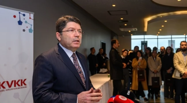 Adalet Bakanı: Hukuka saygı gösterilmesini tavsiye ediyoruz
